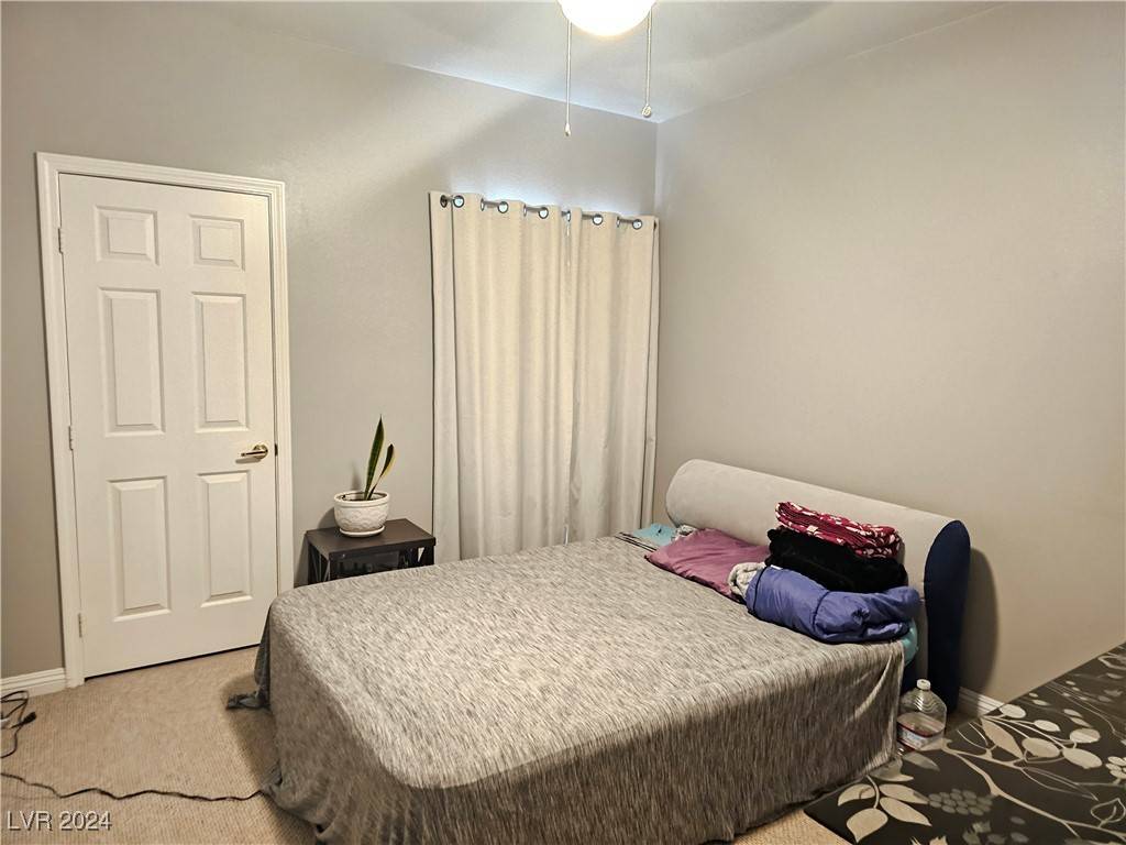 Las Vegas, NV 89144,1320 Red Gable LN #202