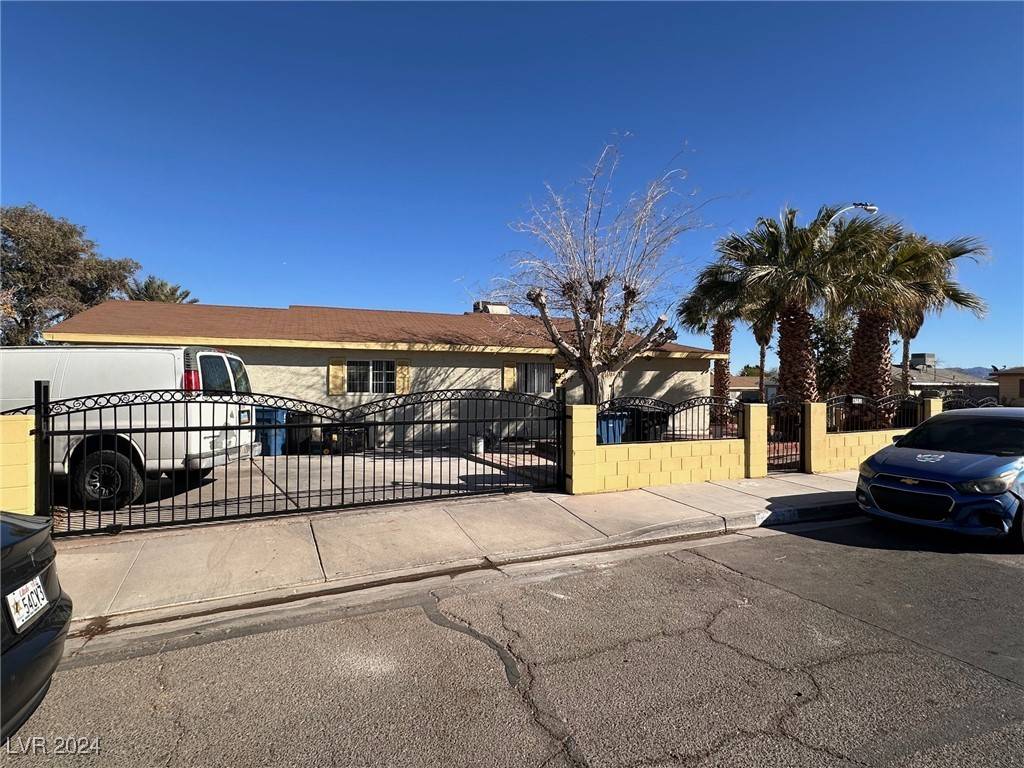Las Vegas, NV 89120,4752 Livermore AVE
