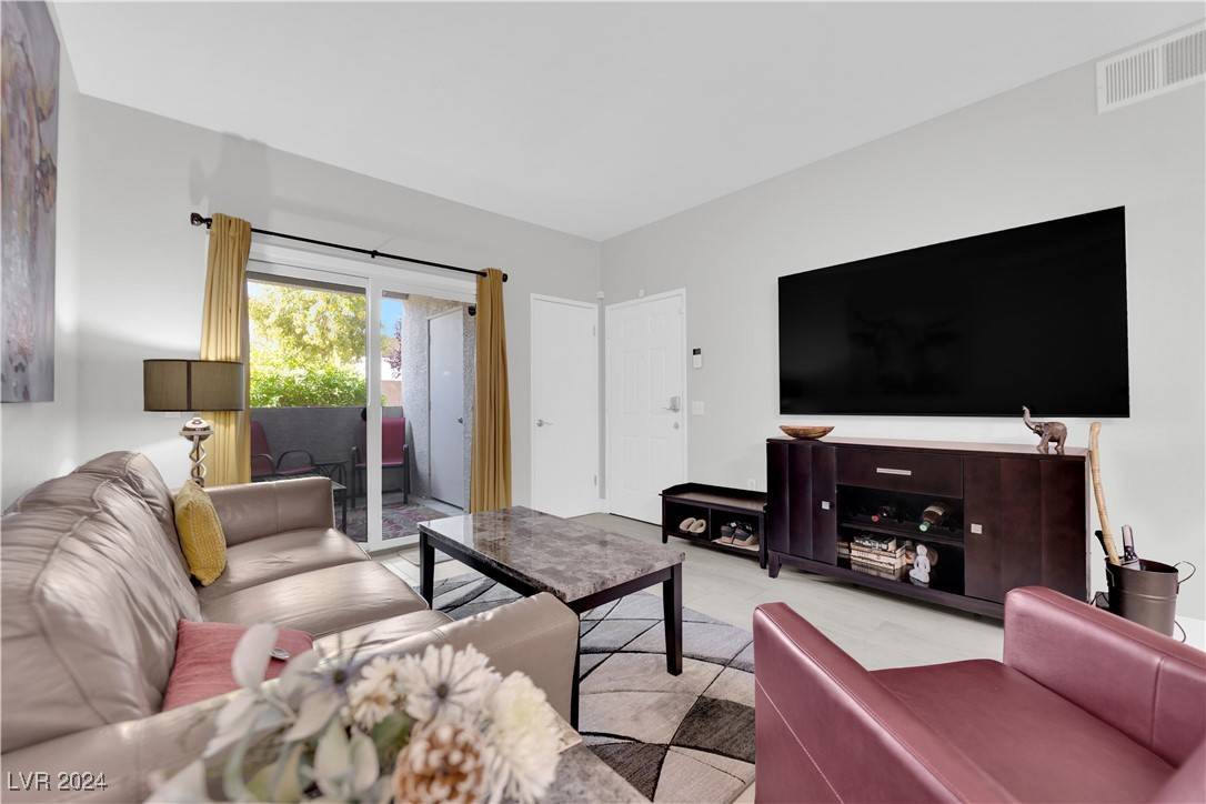 Las Vegas, NV 89123,2615 W Gary AVE #1019