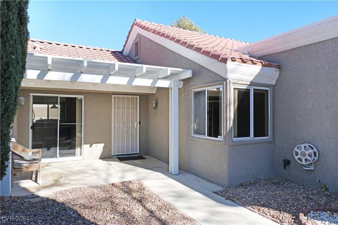 Las Vegas, NV 89134,8560 Desert Holly DR