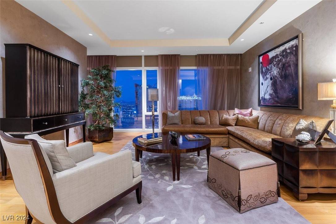 Las Vegas, NV 89158,3750 Las Vegas BLVD #2608