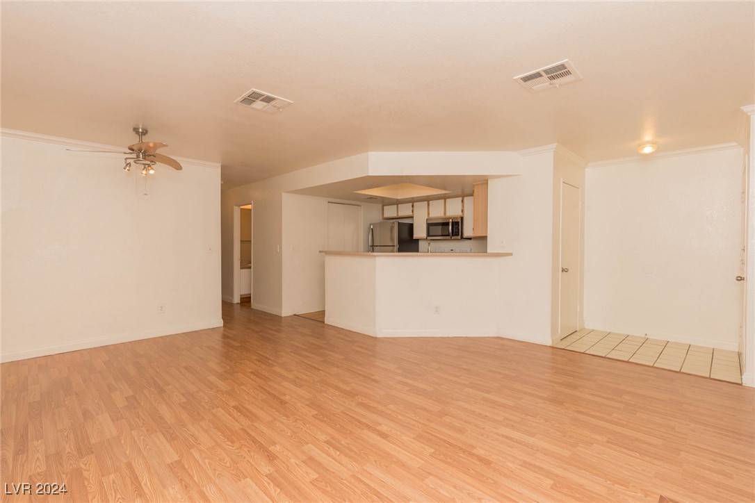 Las Vegas, NV 89117,8600 W Charleston BLVD #1125