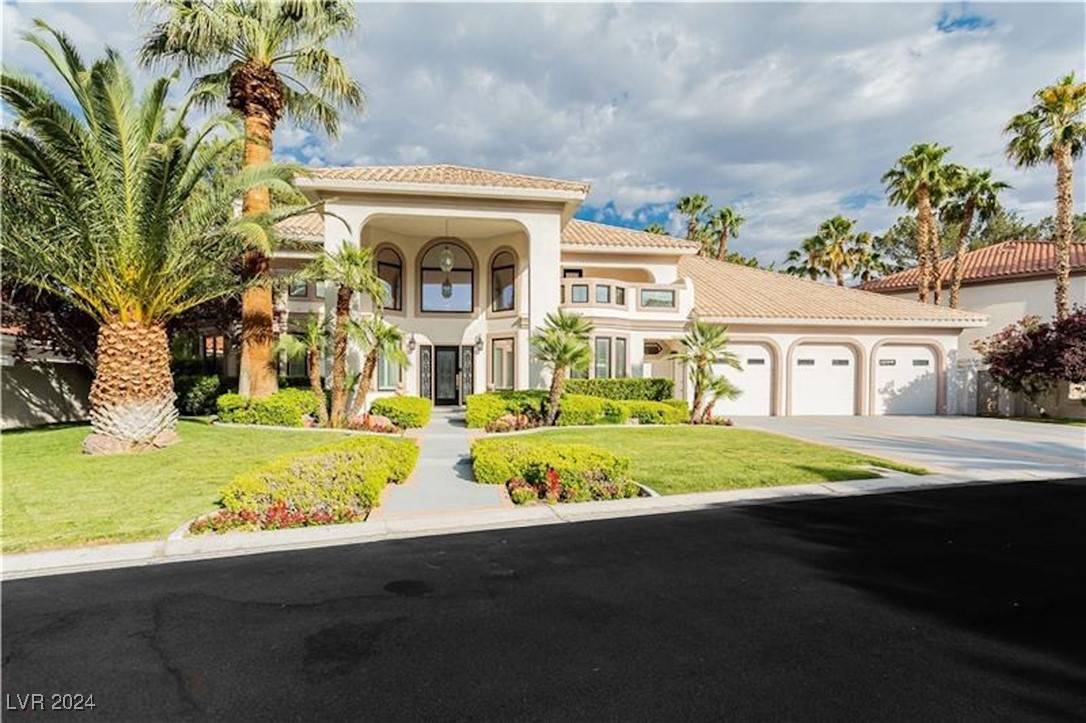 Las Vegas, NV 89113,21 Sawgrass CT