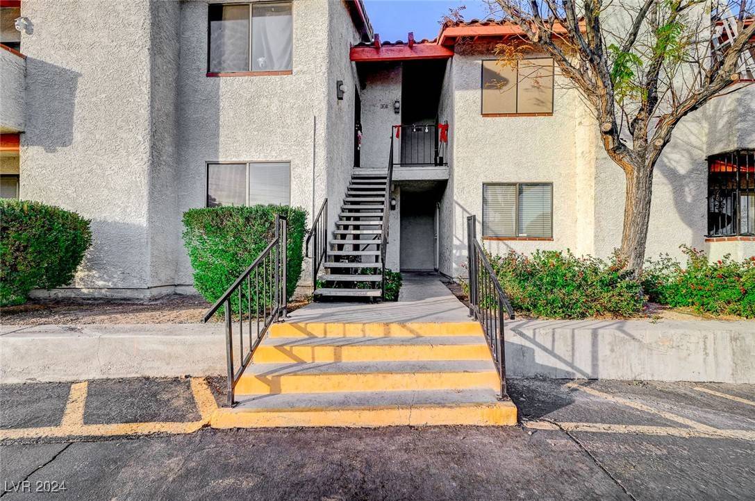 Las Vegas, NV 89119,1701 E Katie AVE #99