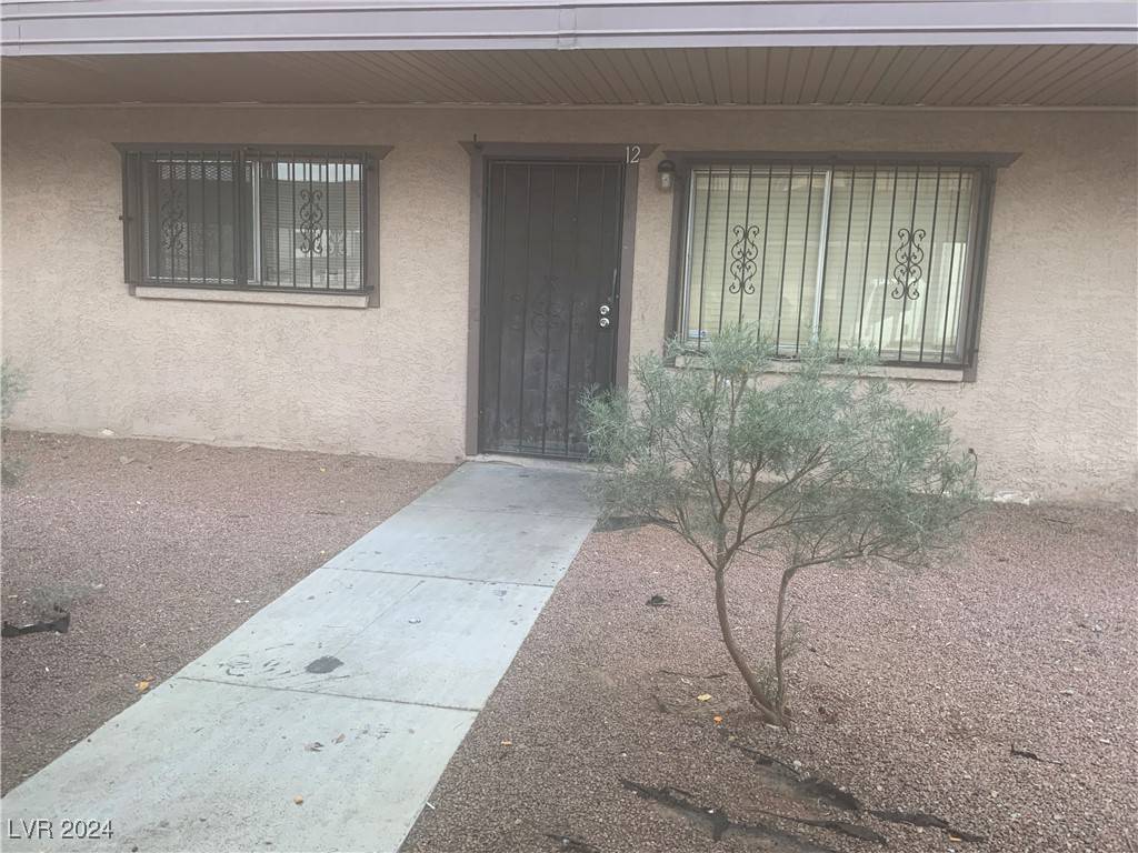 Las Vegas, NV 89119,3718 Hazelwood ST #12