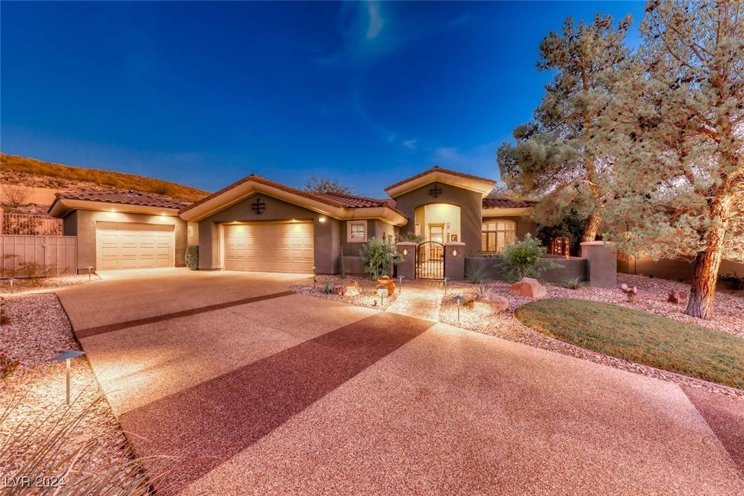 Henderson, NV 89052,46 Moraine DR