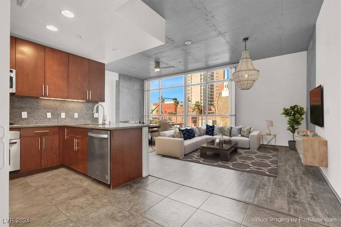 Las Vegas, NV 89101,353 E Bonneville AVE #313