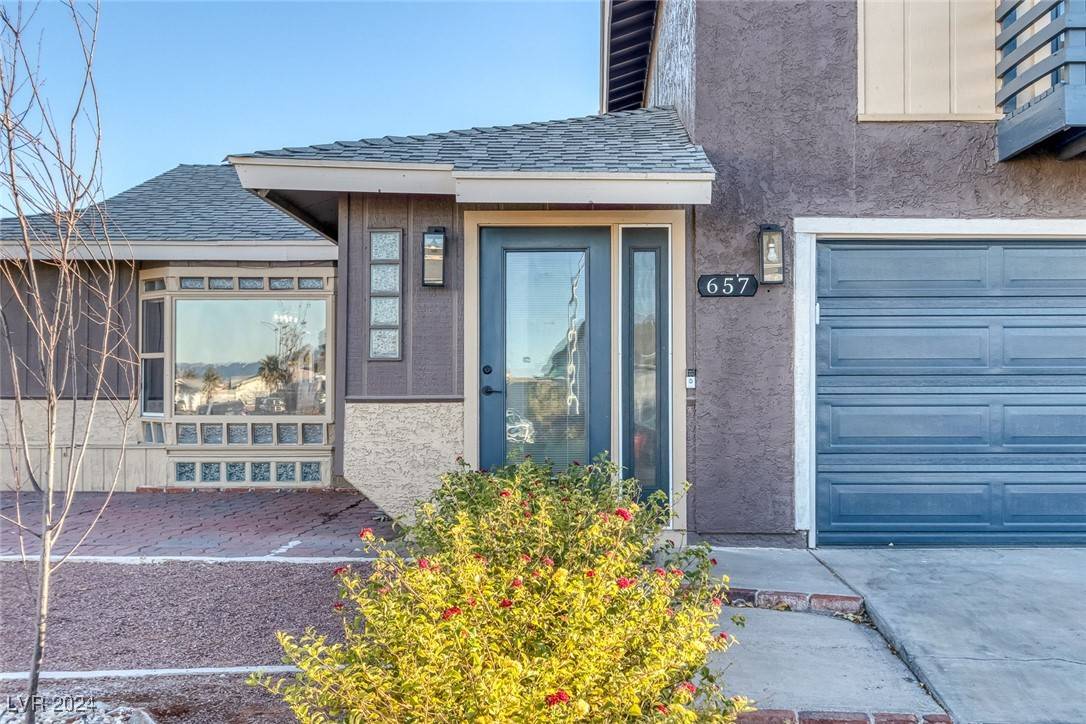 Henderson, NV 89002,657 Glenwood LN