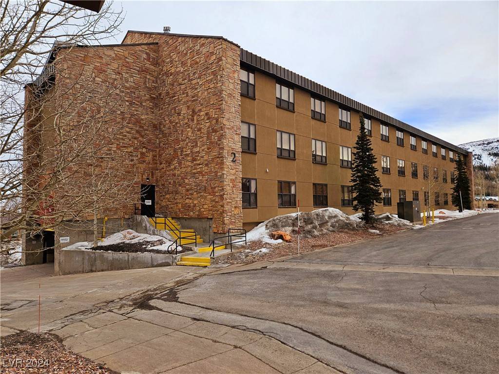 Brian Head, UT 84719,223 Hunter Ridge RD #2115