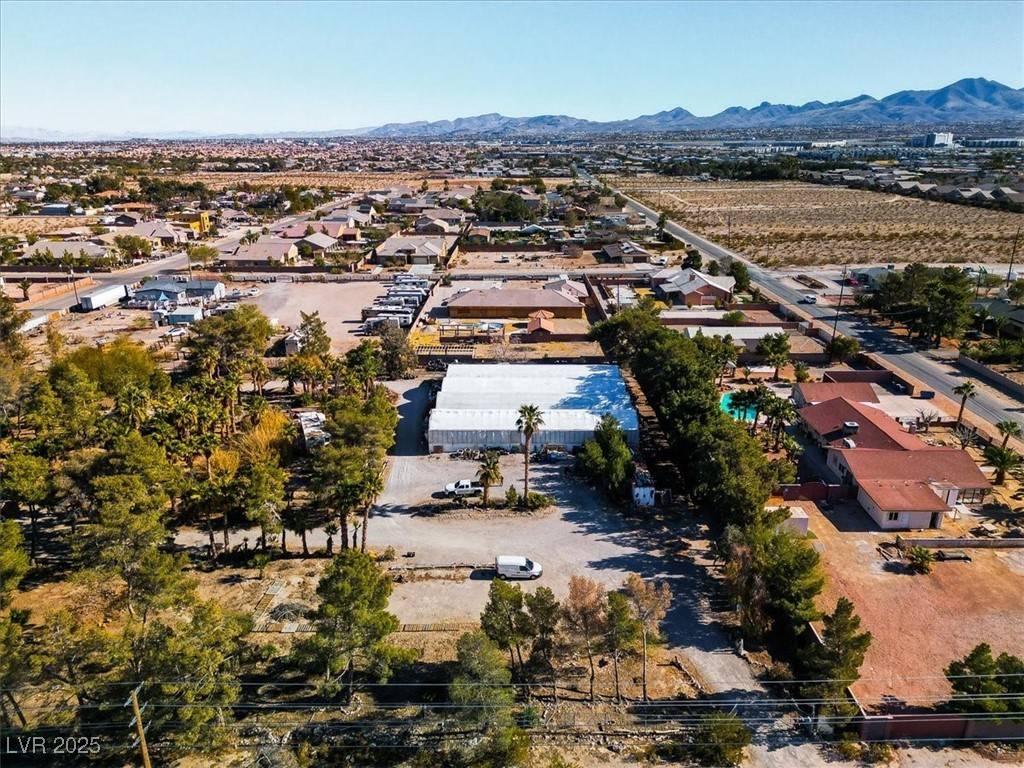 Las Vegas, NV 89183,11066 Giles ST