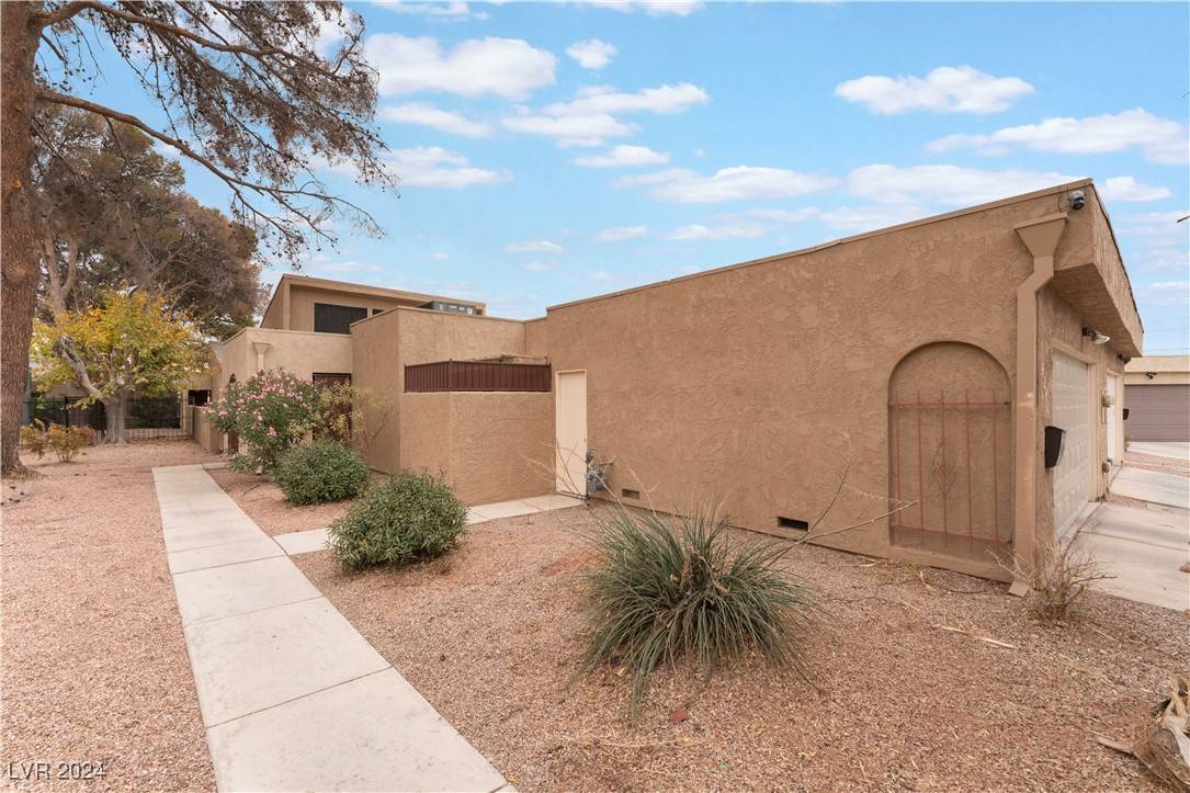 Las Vegas, NV 89110,4241 Park CT