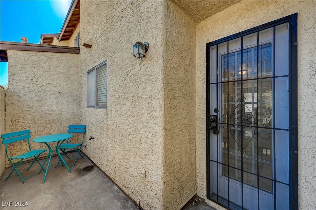 Henderson, NV 89011,537 Kristin LN