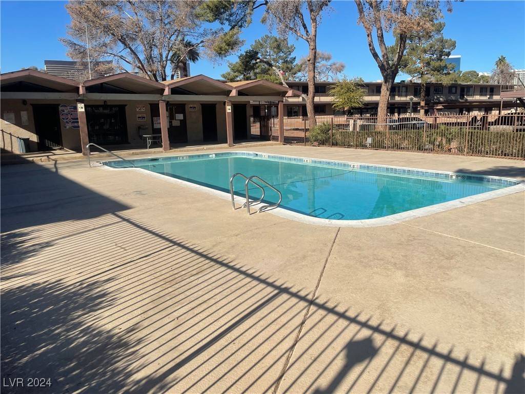Las Vegas, NV 89169,565 S Royal Crest CIR #19