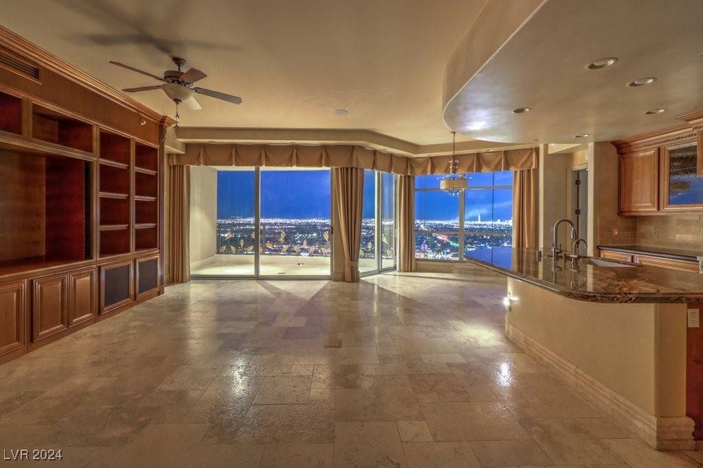 Las Vegas, NV 89145,9101 Alta DR #1406