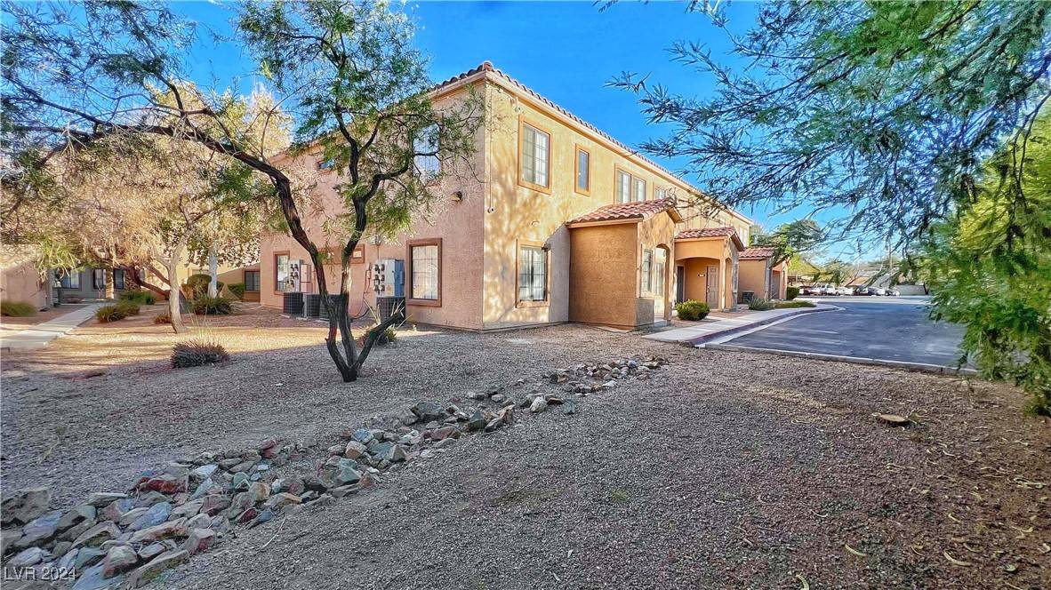 Las Vegas, NV 89108,2020 Rancho Lake Drive DR #205