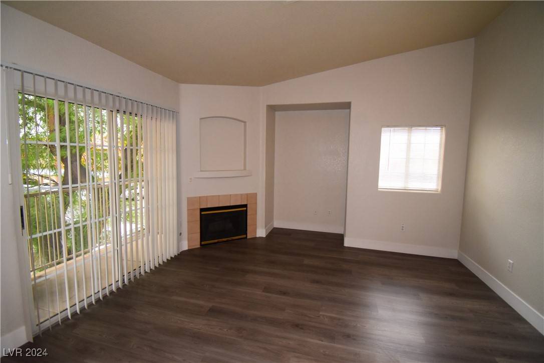 Las Vegas, NV 89115,4730 E Craig RD #2094