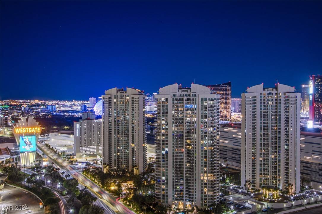 Las Vegas, NV 89109,222 Karen AVE #3907
