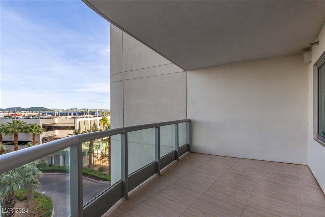 Las Vegas, NV 89109,222 Karen AVE #401