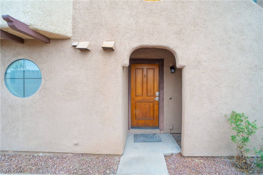 Las Vegas, NV 89103,4082 Crete LN #A