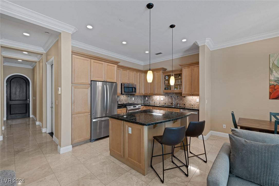 Henderson, NV 89011,30 Via Vasari #104