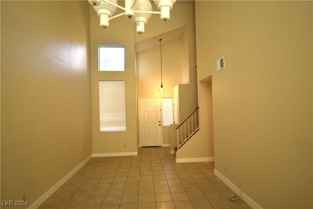 Las Vegas, NV 89120,4461 Palm Mesa DR