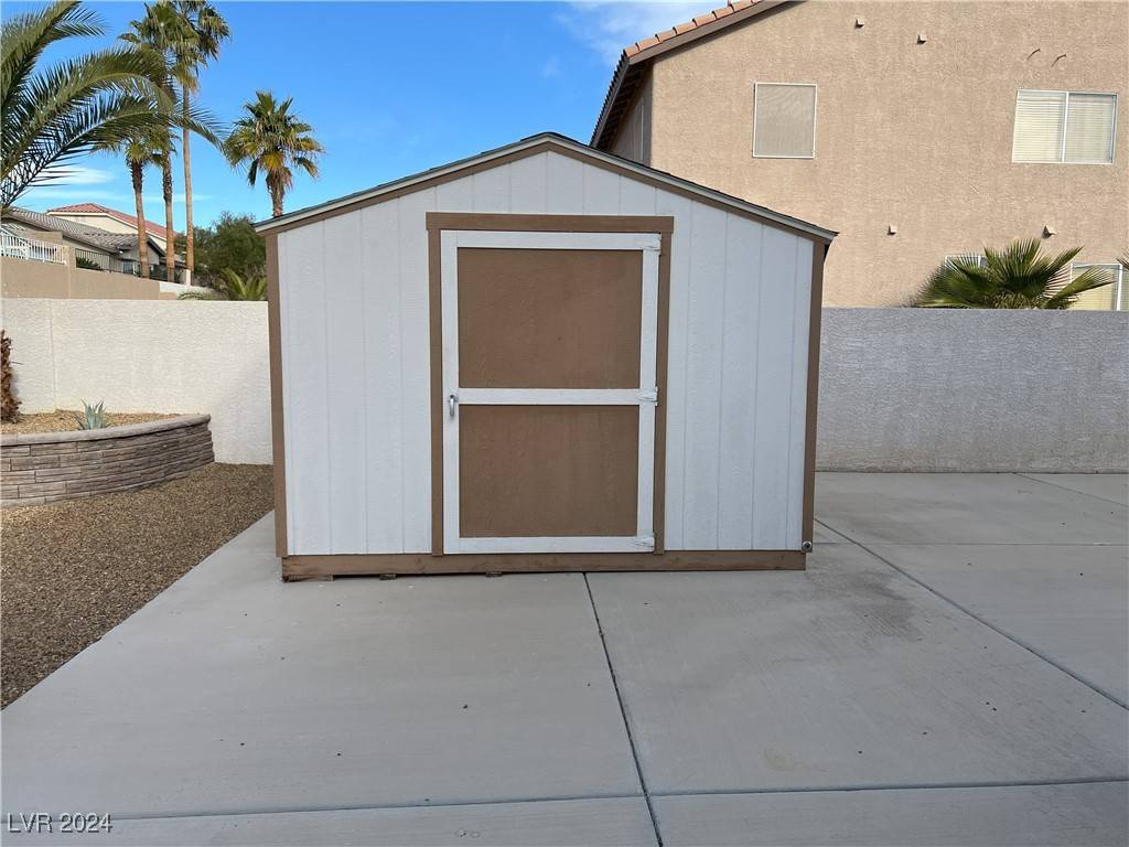 Las Vegas, NV 89117,3049 Azure Bay ST