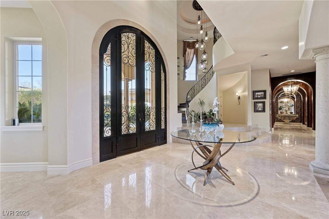 Las Vegas, NV 89148,5079 Mountain Top CIR