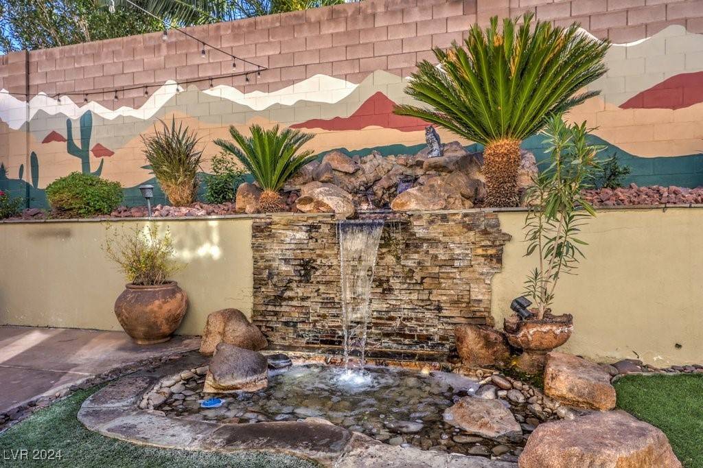 Henderson, NV 89015,645 Finch Island AVE