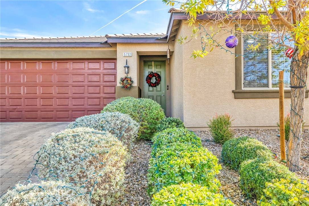 North Las Vegas, NV 89081,5732 Swan Bridge ST