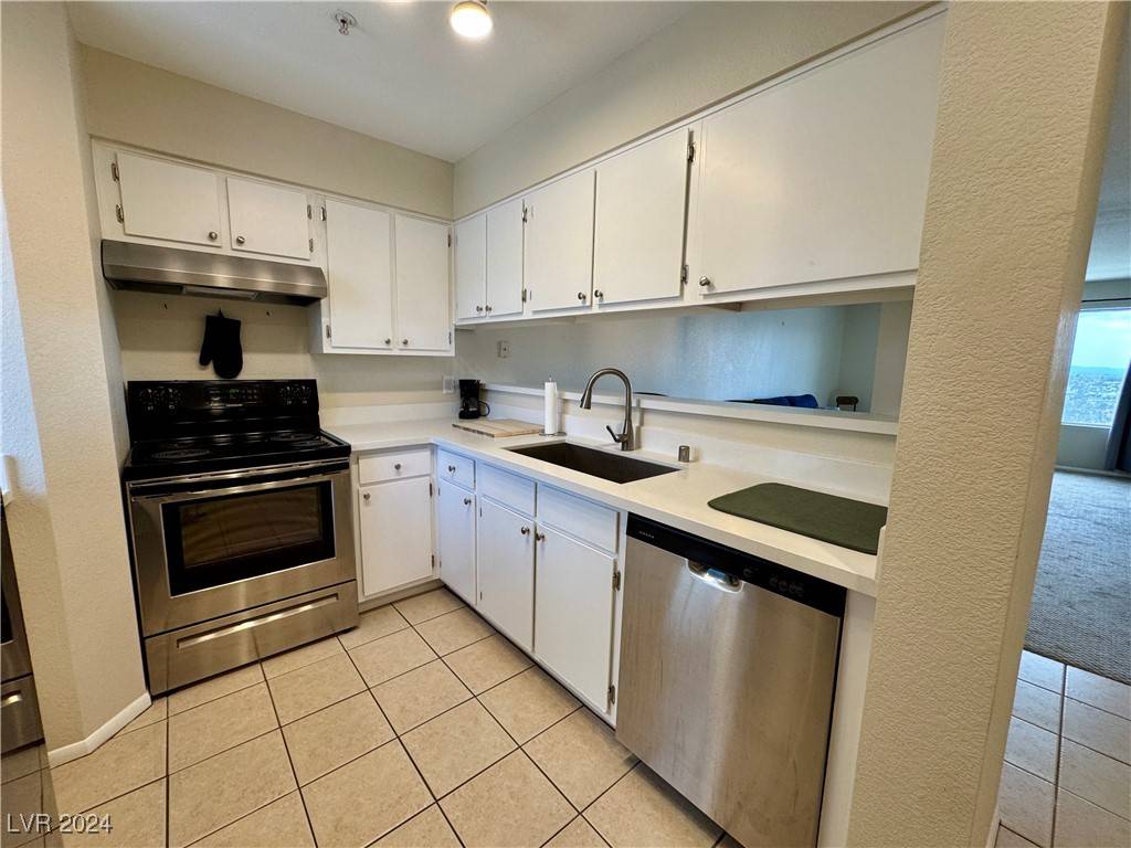 Laughlin, NV 89029,2056 Mesquite LN #303