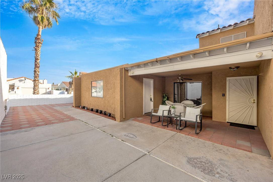 Las Vegas, NV 89120,5145 Tennis CT