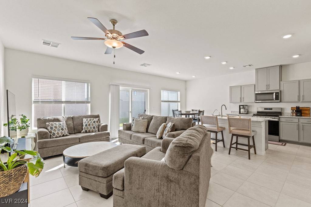 North Las Vegas, NV 89084,7726 Moore Creek LN
