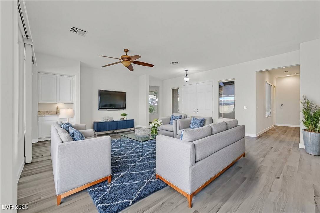 Henderson, NV 89044,2292 Canyonville DR