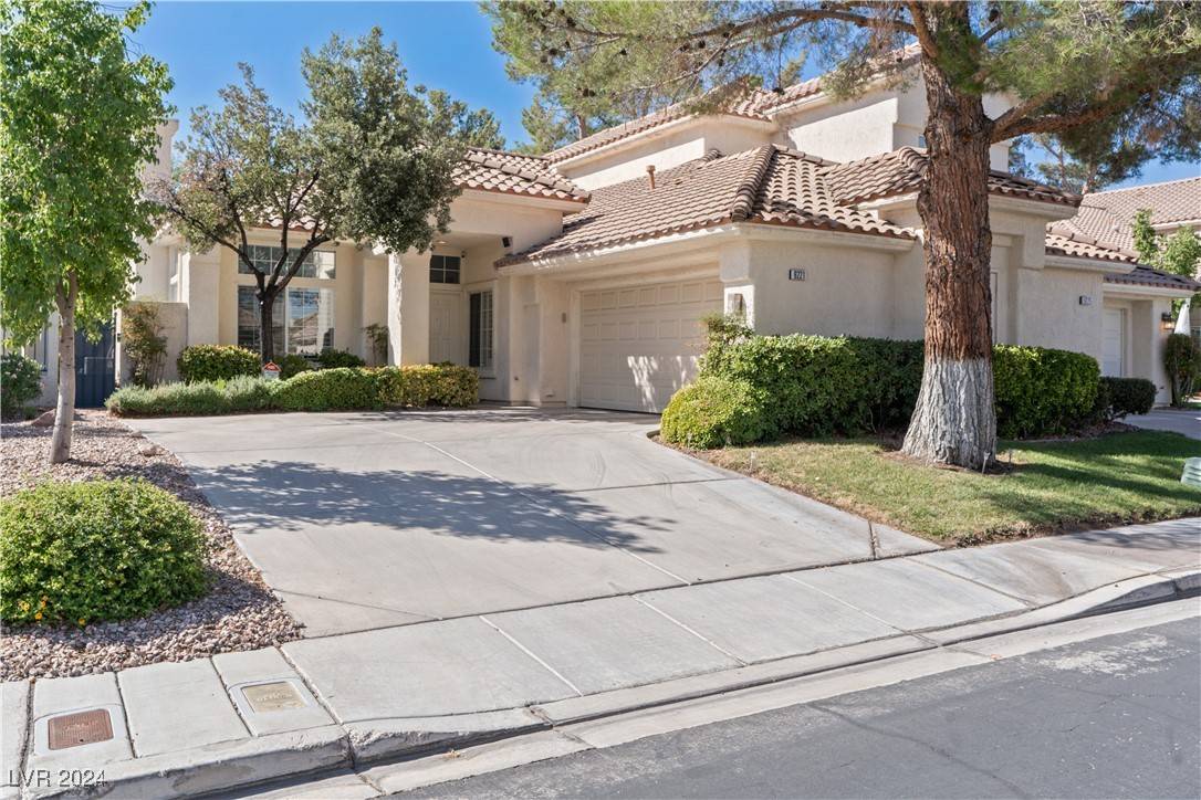Las Vegas, NV 89134,9221 Sunnyfield DR