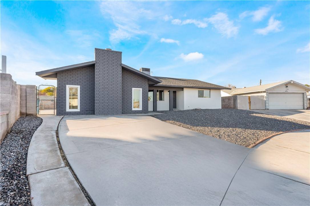 Las Vegas, NV 89107,700 Connie DR