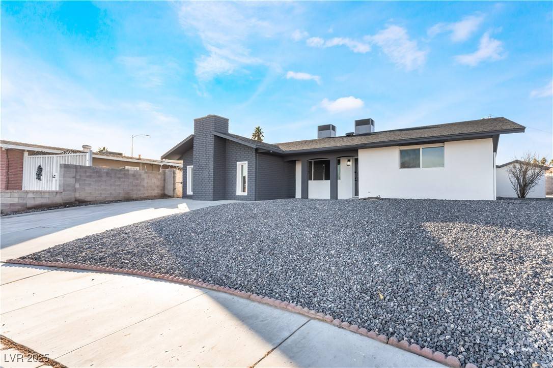 Las Vegas, NV 89107,700 Connie DR