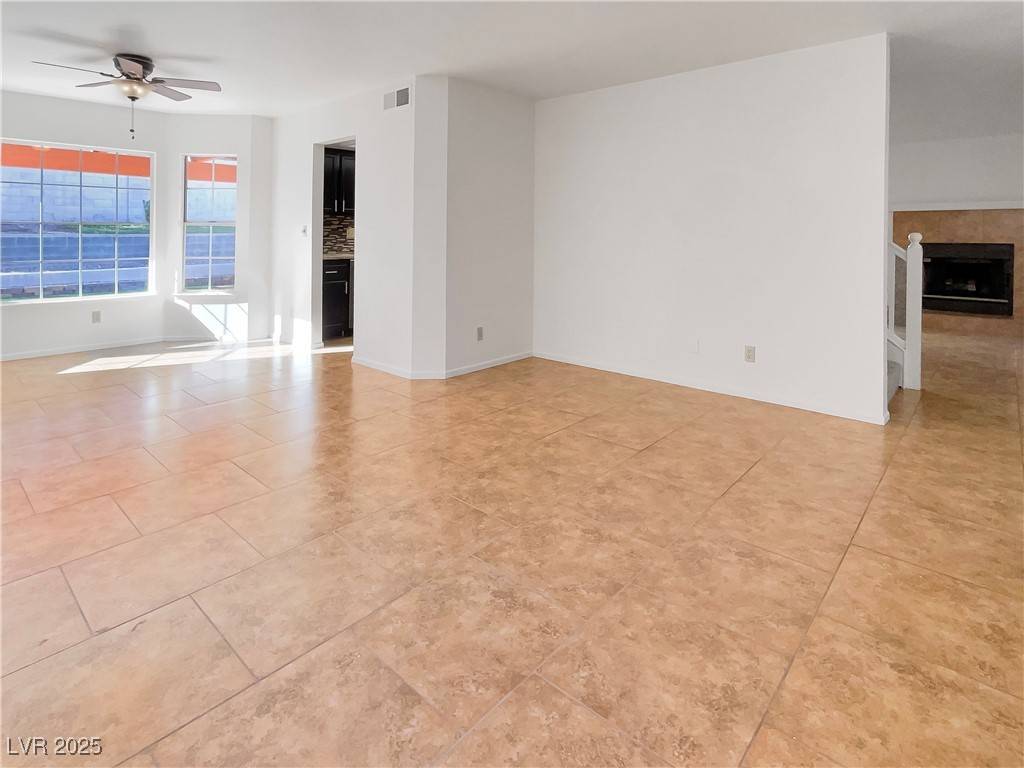 Las Vegas, NV 89117,3245 Crystal Pool DR