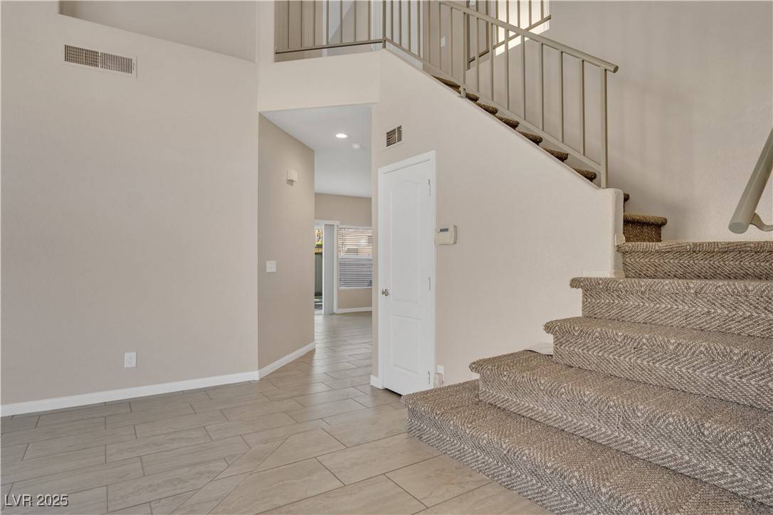 Henderson, NV 89074,68 Moonrise WAY
