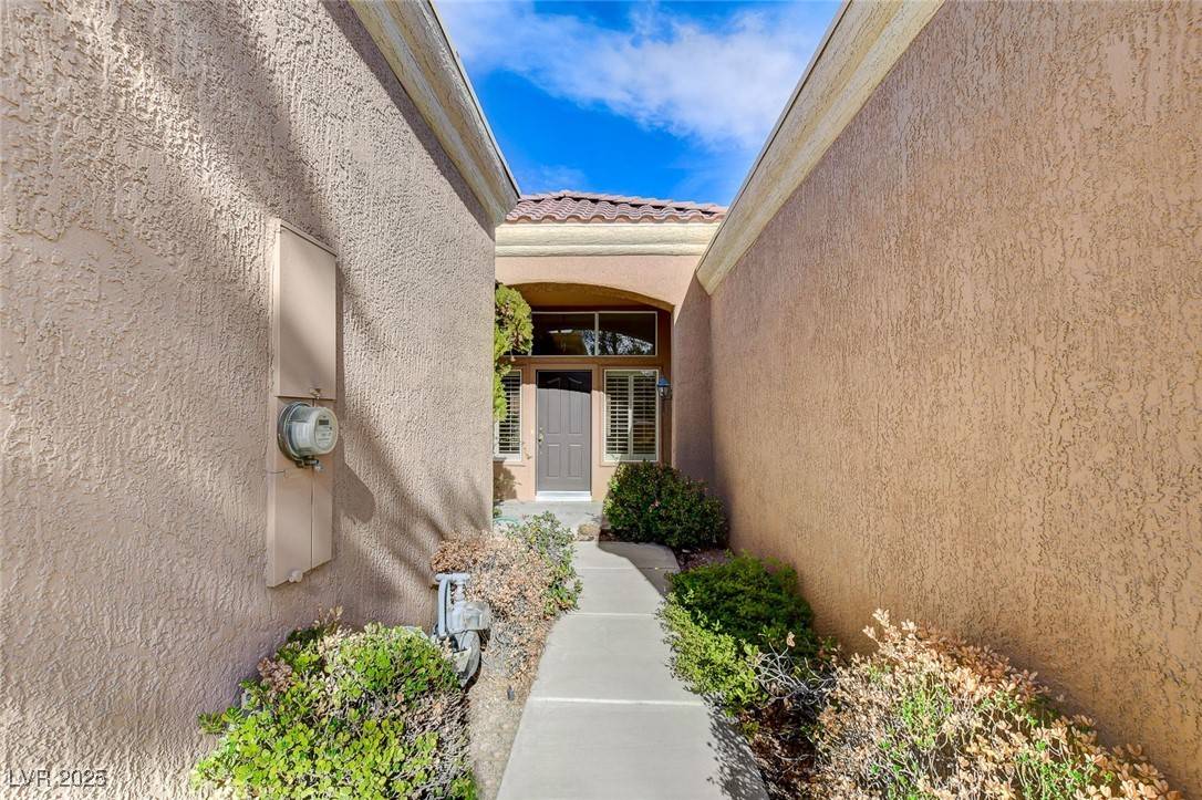 Las Vegas, NV 89134,9452 Gold Mountain DR