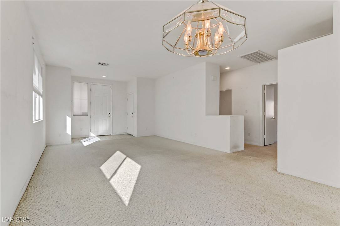 Las Vegas, NV 89117,8139 Azure Falls CT