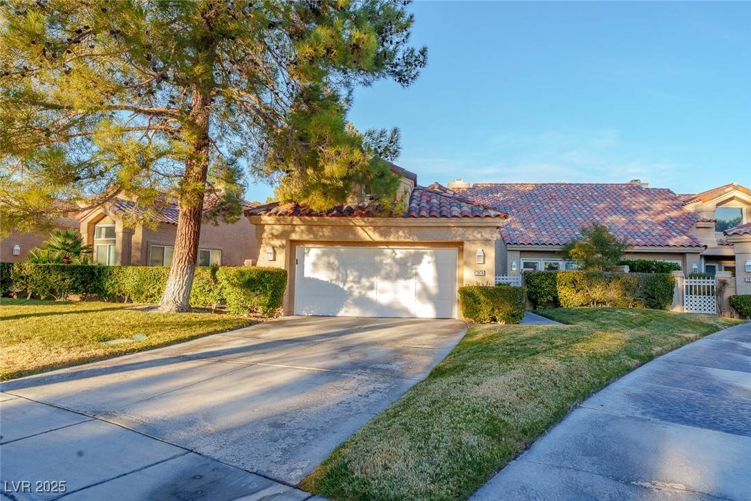 Las Vegas, NV 89113,7976 Harbour Towne AVE