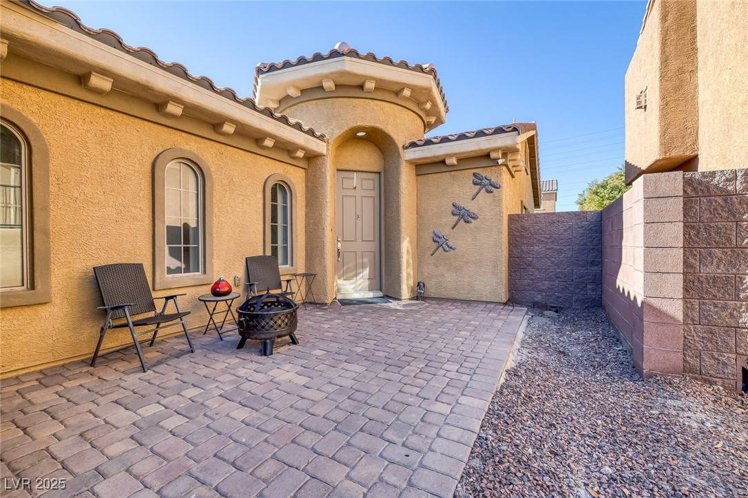 North Las Vegas, NV 89081,4917 Teal Petals ST