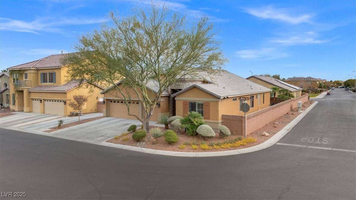 Las Vegas, NV 89131,8969 Monte Oro DR