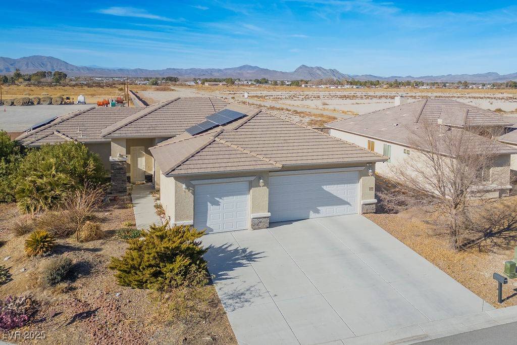 Pahrump, NV 89048,748 Ishani Ridge CT