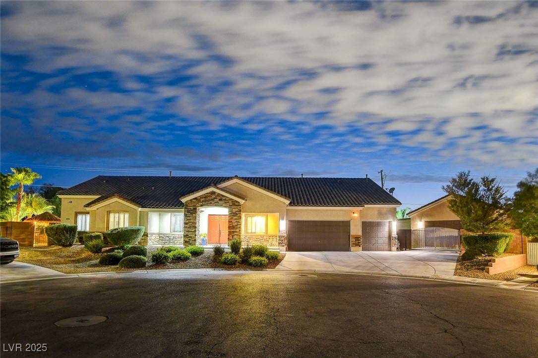 Las Vegas, NV 89183,156 Ozuna CT