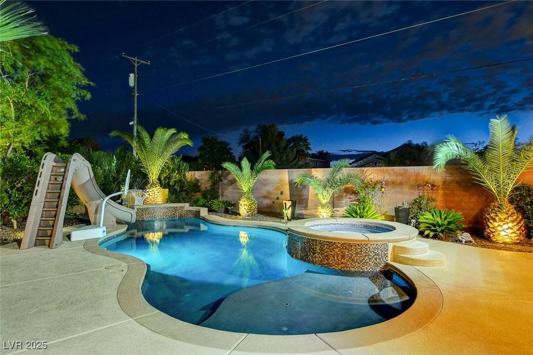 Las Vegas, NV 89183,156 Ozuna CT