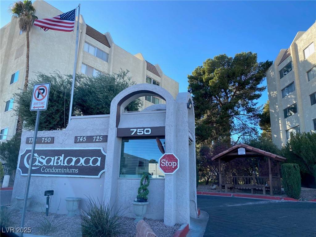 Las Vegas, NV 89169,730 S Royal Crest CIR #445