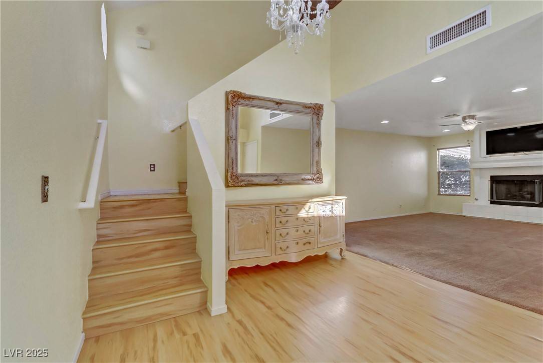 Las Vegas, NV 89117,9604 Rancho Palmas DR