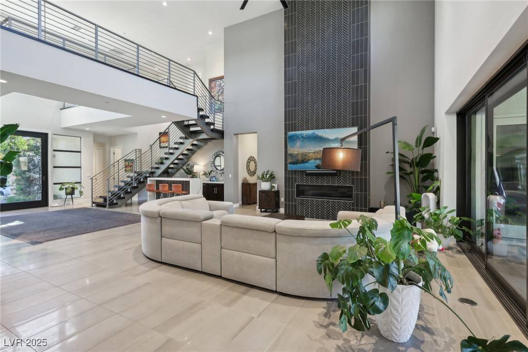 Henderson, NV 89011,103 San Martino PL
