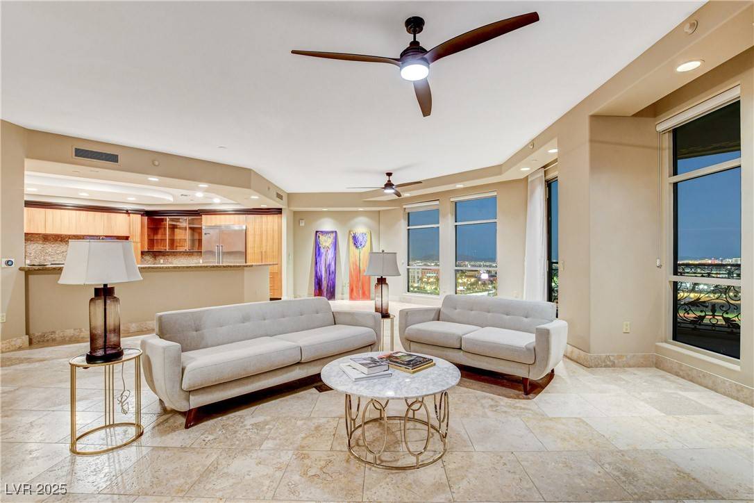 Las Vegas, NV 89145,9101 Alta DR #502